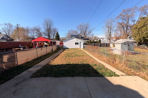 Tiny photo for 353 S 5th Avenue S, Kankakee, IL 60901 (MLS # 12522648)