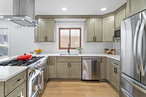 Tiny photo for 1141 N Delphia Avenue, Park Ridge, IL 60068 (MLS # 12568221)