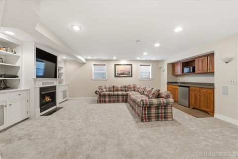 Tiny photo for 1005 Stonehedge Road, St. Charles, IL 60174 (MLS # 12612376)