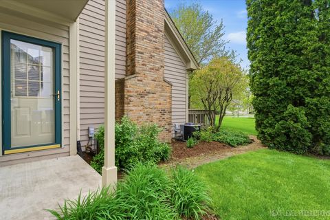 Tiny photo for 1005 Stonehedge Road, St. Charles, IL 60174 (MLS # 12612376)