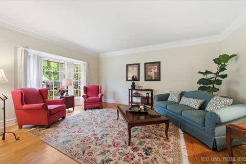 Tiny photo for 1005 Stonehedge Road, St. Charles, IL 60174 (MLS # 12612376)