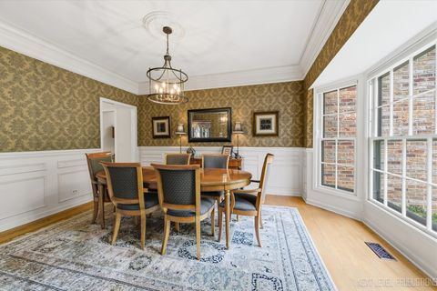 Tiny photo for 1005 Stonehedge Road, St. Charles, IL 60174 (MLS # 12612376)