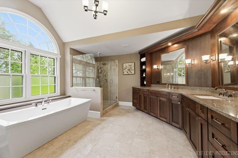 Tiny photo for 1005 Stonehedge Road, St. Charles, IL 60174 (MLS # 12612376)