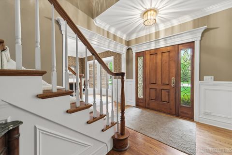Tiny photo for 1005 Stonehedge Road, St. Charles, IL 60174 (MLS # 12612376)
