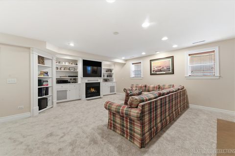 Tiny photo for 1005 Stonehedge Road, St. Charles, IL 60174 (MLS # 12612376)
