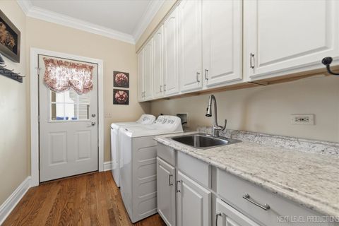 Tiny photo for 1005 Stonehedge Road, St. Charles, IL 60174 (MLS # 12612376)
