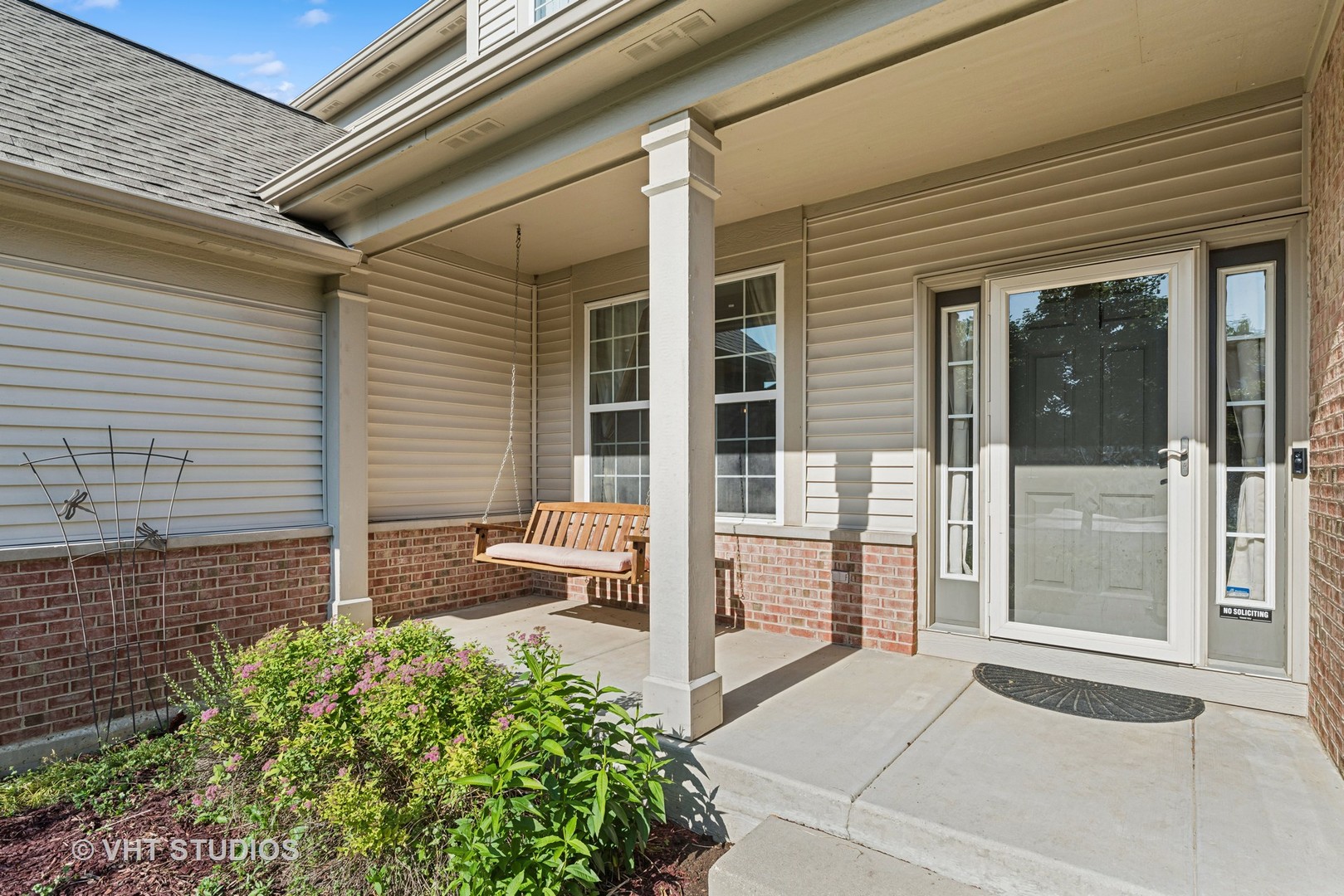 735 Porter Circle