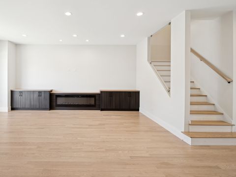 Tiny photo for 965 E 62nd Street #1, Chicago, IL 60637 (MLS # 12367021)