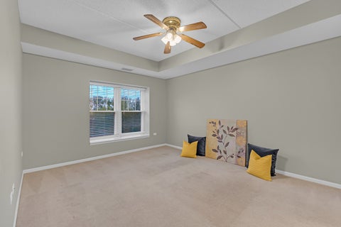 Tiny photo for 440 W Mahogany Court #312, Palatine, IL 60067 (MLS # 12745705)