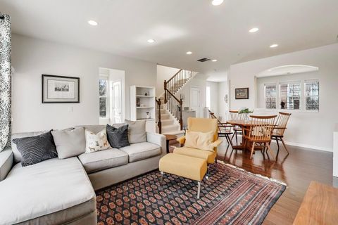 Tiny photo for 3275 Coral Lane, Glenview, IL 60026 (MLS # 12601594)