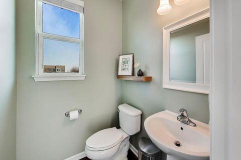 Tiny photo for 3275 Coral Lane, Glenview, IL 60026 (MLS # 12601594)