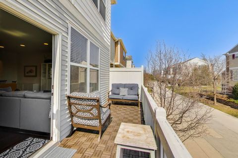 Tiny photo for 3275 Coral Lane, Glenview, IL 60026 (MLS # 12601594)