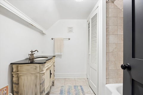 Tiny photo for 801 N MADISON Street, Hinsdale, IL 60521 (MLS # 12704433)