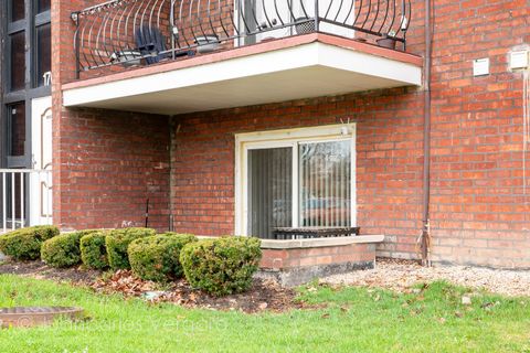 Tiny photo for 17004 Novak Drive #T104, Hazel Crest, IL 60429 (MLS # 12614056)