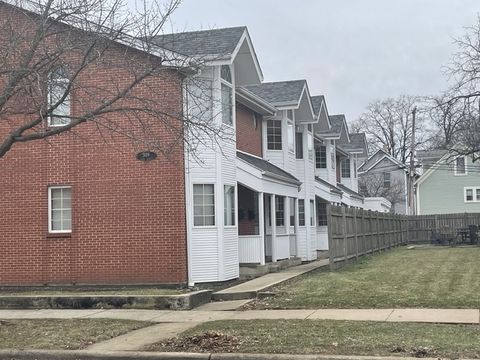 Photo of 309 Elgin Avenue #D, Forest Park, IL 60130 (MLS # 12579690)