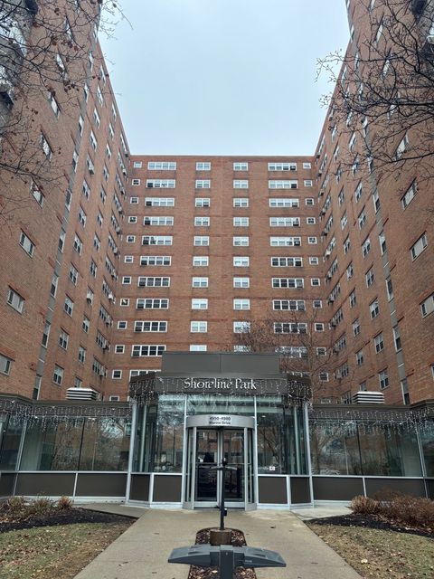 4970 N Marine Drive 328 Chicago IL 60640