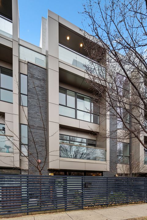 1303 W Diversey Parkway Chicago IL 60614