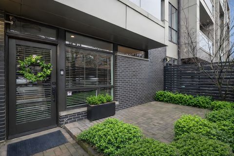 Tiny photo for 1303 W Diversey Parkway, Chicago, IL 60614 (MLS # 12588635)