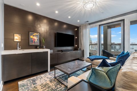 Tiny photo for 1303 W Diversey Parkway, Chicago, IL 60614 (MLS # 12588635)