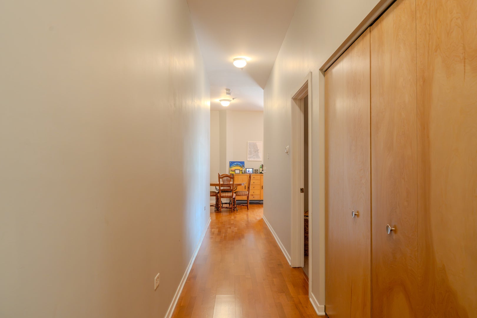 2915 N CLYBOURN Avenue 214