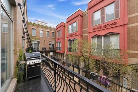 Tiny photo for 527 N Peoria Street, Chicago, IL 60642 (MLS # 12622760)