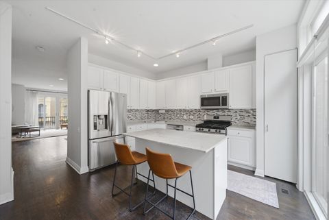 Tiny photo for 527 N Peoria Street, Chicago, IL 60642 (MLS # 12622760)