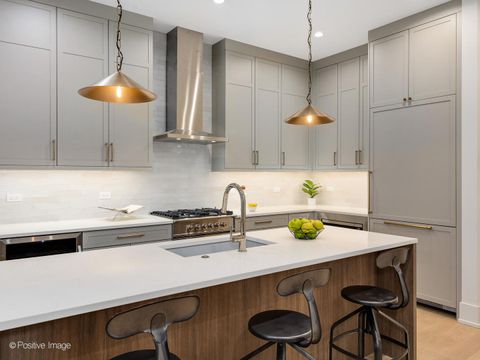 Tiny photo for 1910 N Kedzie Avenue #1F, Chicago, IL 60647 (MLS # 12414058)