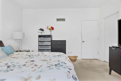 Tiny photo for 8 E Randolph Street #1401, Chicago, IL 60601 (MLS # 12391929)