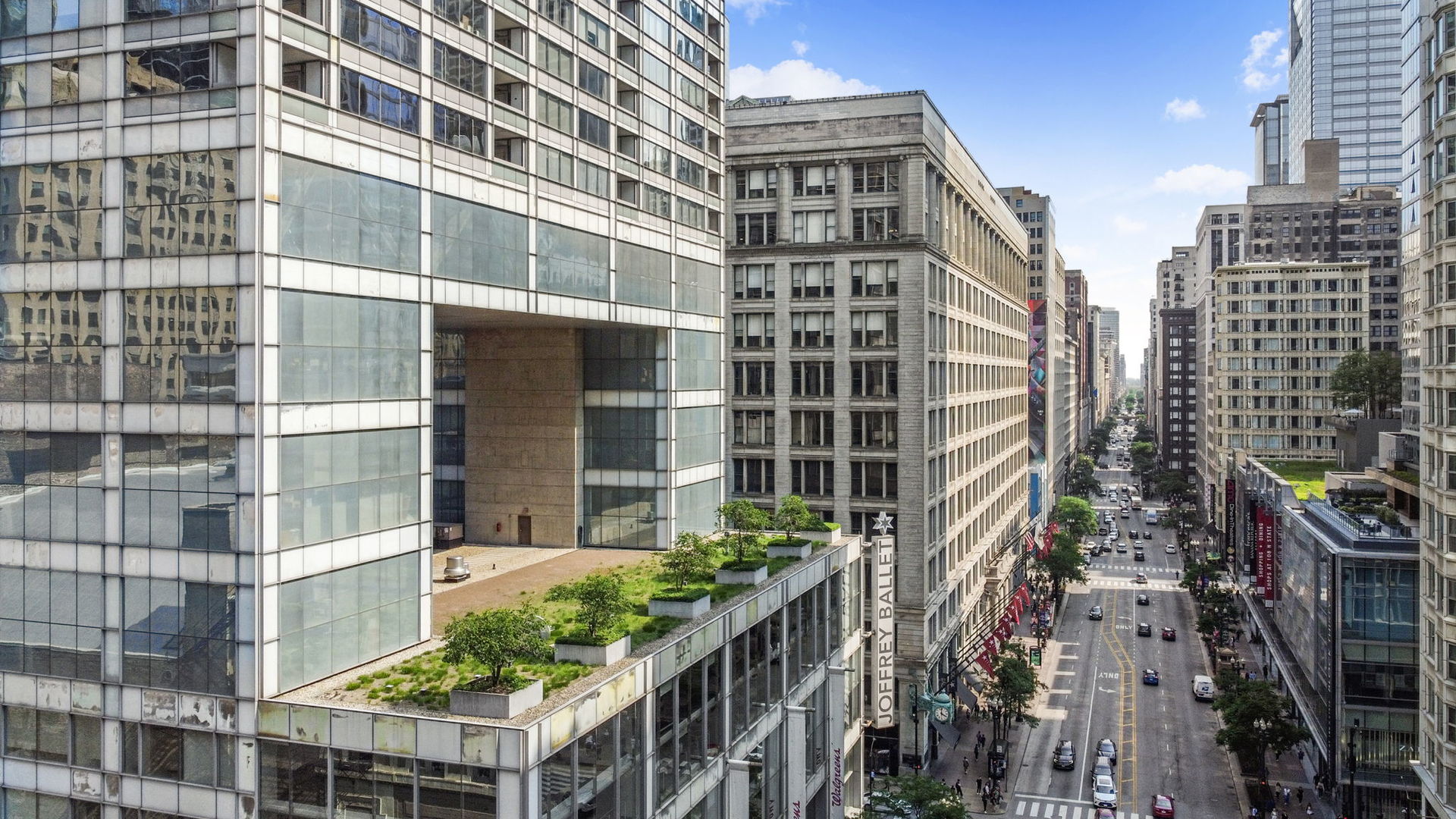 8 E Randolph Street 1401