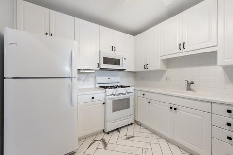 Tiny photo for Melrose Park, IL 60160 (MLS # 12586341)