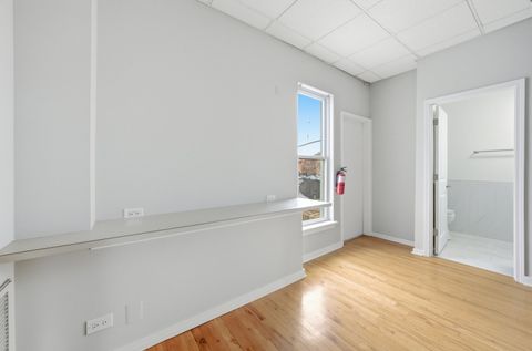 Tiny photo for 110 W Burlington Avenue #Office, La Grange, IL 60525 (MLS # 12560896)