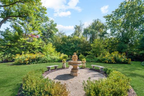 Tiny photo for 571 Lexington Drive, Lake Forest, IL 60045 (MLS # 12622813)