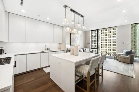 Tiny photo for 403 N Wabash Avenue #8A, Chicago, IL 60611 (MLS # 12425994)