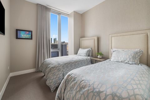 Tiny photo for 403 N Wabash Avenue #8A, Chicago, IL 60611 (MLS # 12425994)