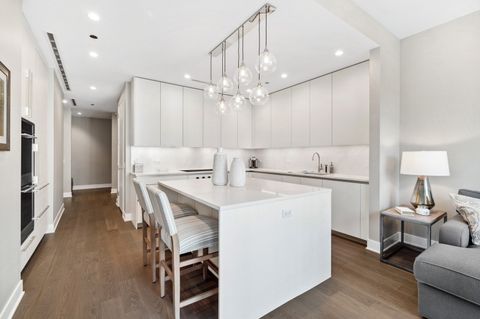 Tiny photo for 403 N Wabash Avenue #8A, Chicago, IL 60611 (MLS # 12425994)