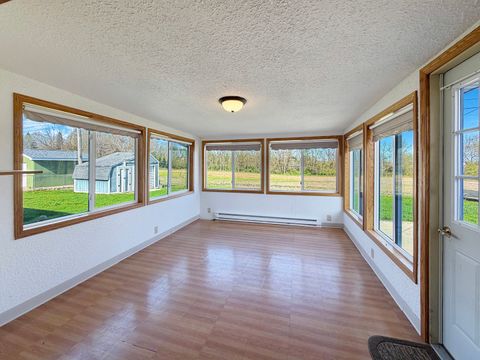 Tiny photo for 527 Timber Hills Drive, Freeport, IL 61032 (MLS # 12630680)