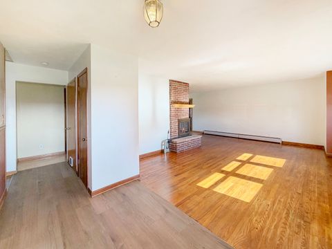Tiny photo for 527 Timber Hills Drive, Freeport, IL 61032 (MLS # 12630680)