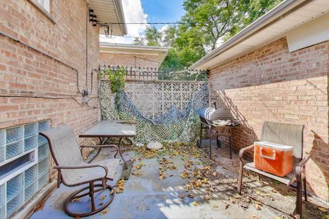 Tiny photo for 8622 S Michigan Avenue, Chicago, IL 60619 (MLS # 12472404)