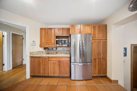 Tiny photo for 6647 N Crawford Avenue, Lincolnwood, IL 60712 (MLS # 12767692)