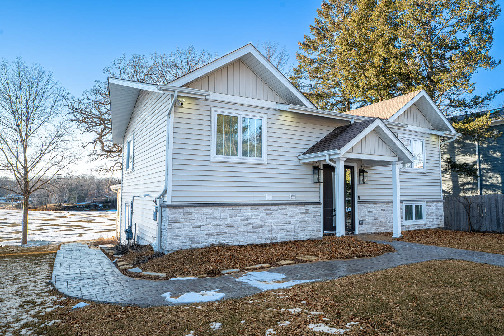 1590 Lake Holiday Drive