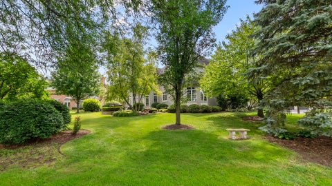 Tiny photo for 2506 Royal St Georges Court, St. Charles, IL 60174 (MLS # 12734658)