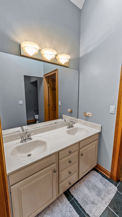 Tiny photo for 2506 Royal St Georges Court, St. Charles, IL 60174 (MLS # 12734658)