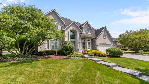 Tiny photo for 2506 Royal St Georges Court, St. Charles, IL 60174 (MLS # 12734658)