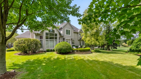Tiny photo for 2506 Royal St Georges Court, St. Charles, IL 60174 (MLS # 12734658)