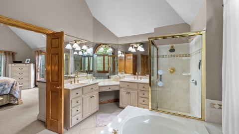 Tiny photo for 2506 Royal St Georges Court, St. Charles, IL 60174 (MLS # 12734658)