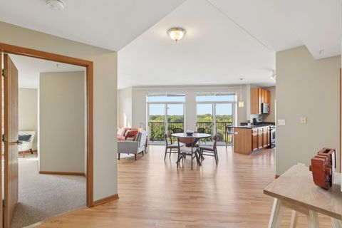 Tiny photo for 515 Main Street #709, Evanston, IL 60202 (MLS # 12475381)