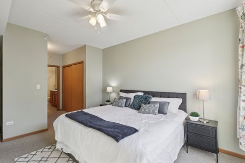 Tiny photo for 515 Main Street #709, Evanston, IL 60202 (MLS # 12475381)