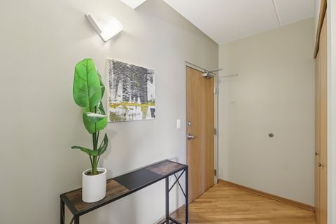 Tiny photo for 515 Main Street #709, Evanston, IL 60202 (MLS # 12475381)