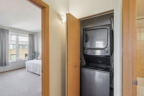 Tiny photo for 515 Main Street #709, Evanston, IL 60202 (MLS # 12475381)