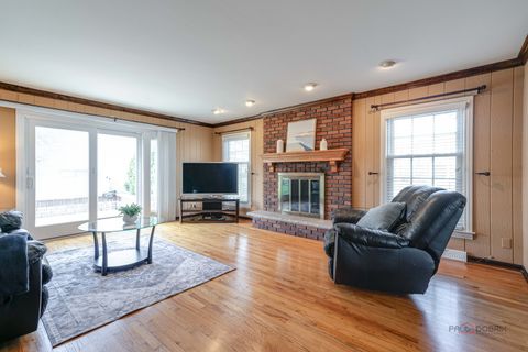 Tiny photo for 620 W Peregrine Drive, Palatine, IL 60067 (MLS # 12608820)